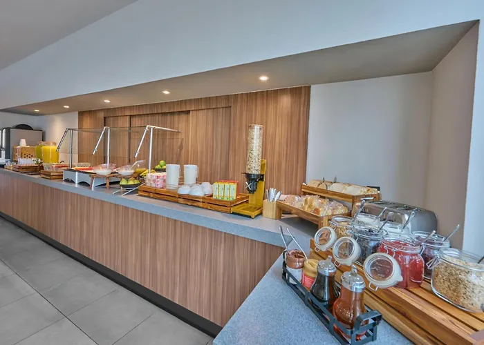 Express By Marriott Ciudad De Insurgentes Sur Hotel 3*