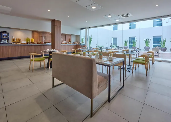 Express By Marriott Ciudad De Insurgentes Sur Hotel