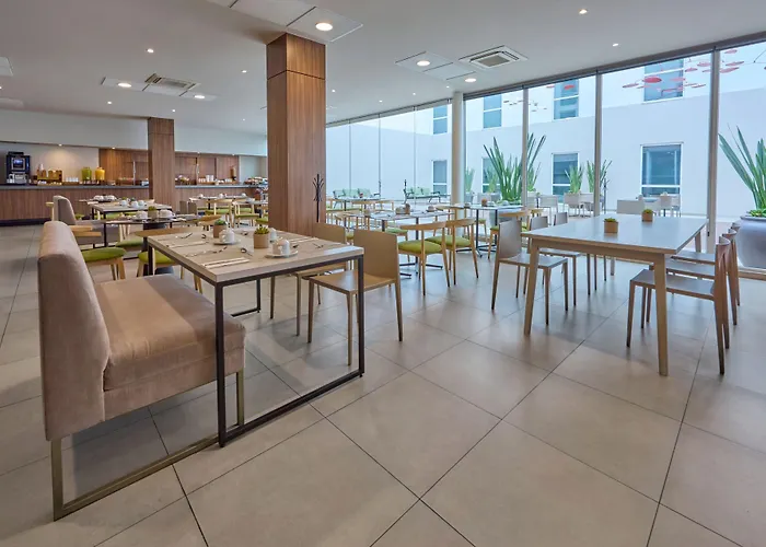 Express By Marriott Ciudad De Insurgentes Sur 3*
